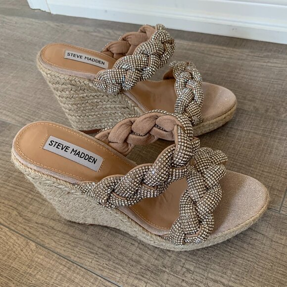 Steve Madden Rhinestone Wedges perfect for Summer! Basically brand new! Size 8. - Picture 1 of 7